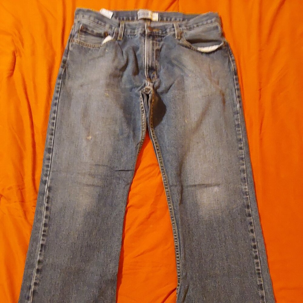 Levi's Signature Bootcut jeans. 36x32